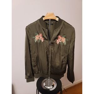 NWOT Romeo & Juliet Couture Olive Green Jacket Womens Small